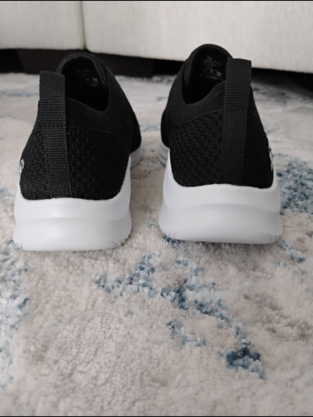 S Sport by Skechers Women’s Black Knit Slip On Memory Foam Sneakers Sz 7.5 - Picture 3 of 5